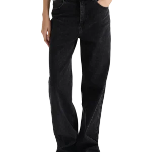 Jeans Cut Out